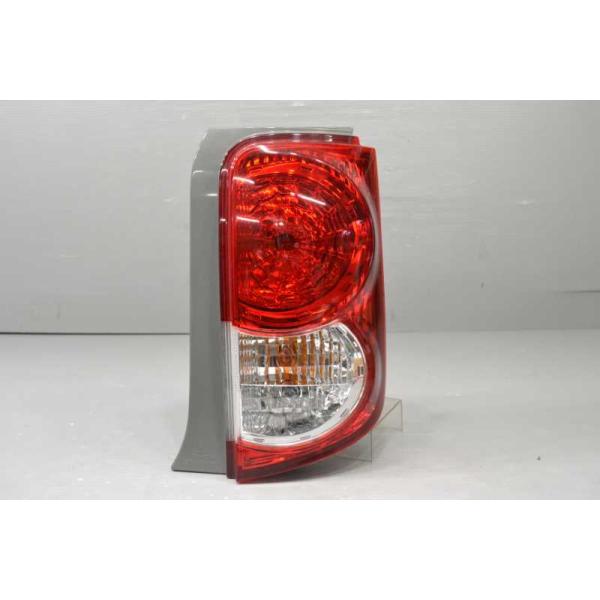 トヨタ ルミオン NZE151N 前期型 テールライト　スタンレー12-541 ルミオン G 前期(NZE151 ZRE152) 純正 スタンレー 破損無 取付OK 動作