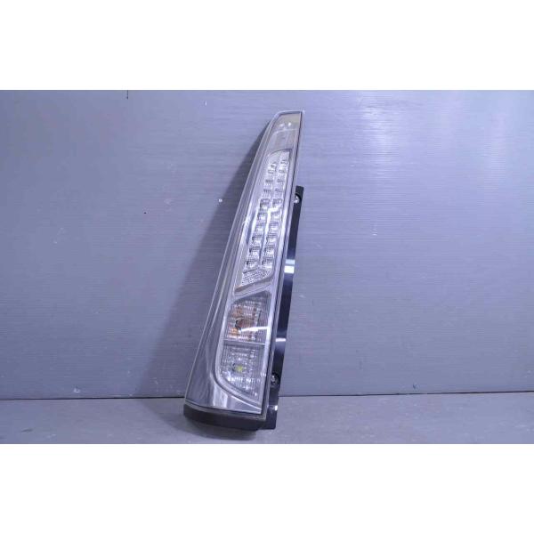 セレナ 前期(HC26 C26 HFC26) 純正 コイト 動作保証 左 テールライト