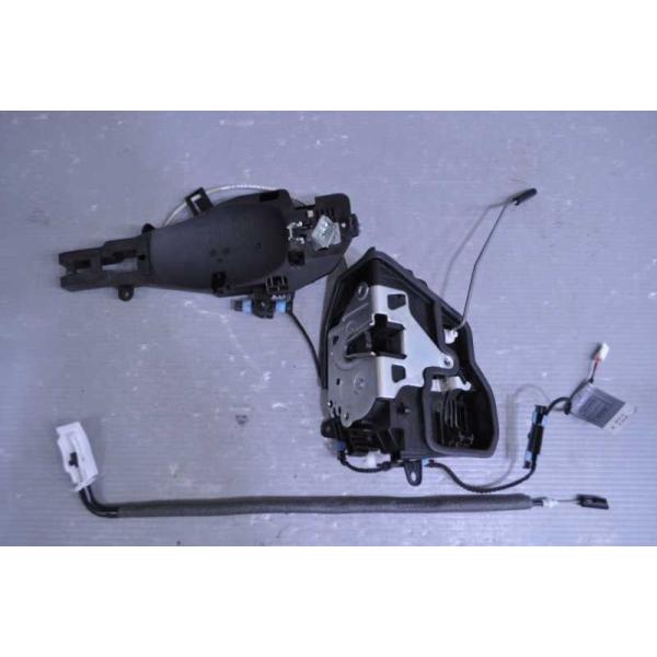 BMW X1 E84 右ハンドル 前期(VL18) 純正 破損無 取付OK 動作保証 左 リア ドアロック アクチュエーター k089187