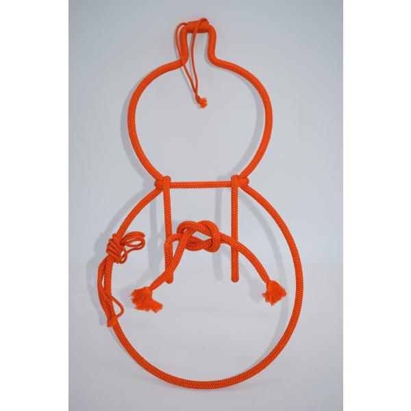 扇子掛 組紐 瓢形 朱色 茶道具 扇子掛け 瓢型 04-9001 42.4×22.4cm 押え紐116cm 本体は本体はしっかりしています、お稽古にお使いになるには差し支えありません。