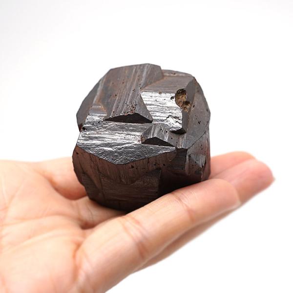 十字のクロス模様が特徴的】アイアンスクエアパイライト 30×29×26mm