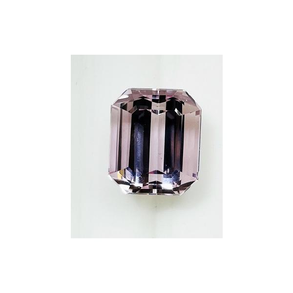 クンツァイト ステップカット 13.01ct ルース