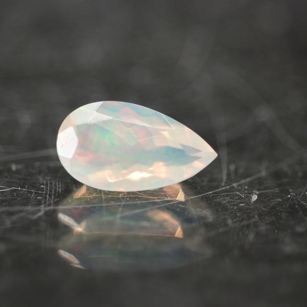 オパール４ct ルース