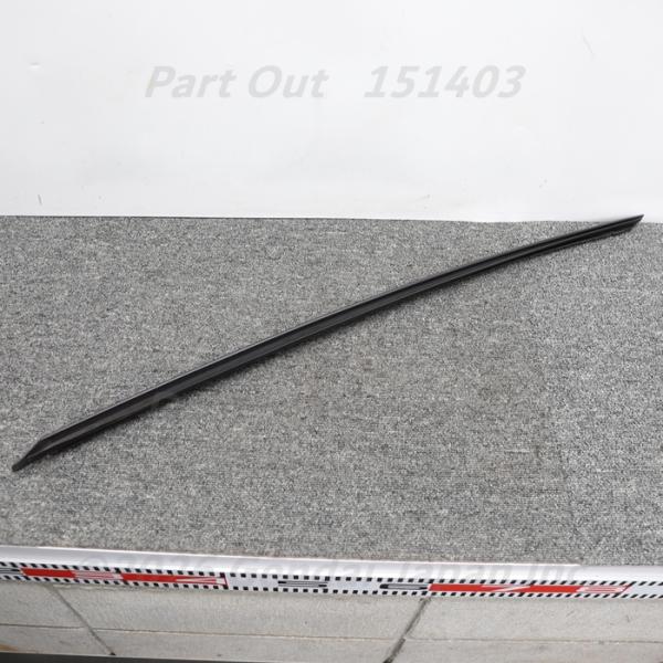 [A-49] RS4 B9 8W 右 フロントガラスモール デフレクターストリップ 8W0854328C 9B9 8WDECF アバント アウディ A4 S4 中古