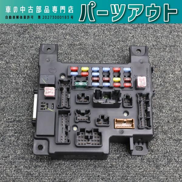 三菱（MITSUBISHI） [C-60]エボ10 CZ4A 前期 ヒューズボックス