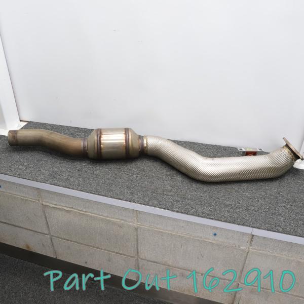 [W-1]ベントレー ベンテイガ W12 右 触媒 マフラー 36A254350B 中古