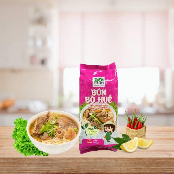 ブンボーフエ 400g　BUN BO HUE　30袋/１箱　（ライスステック）ベトナム中部古都『フエ』名物の牛肉めん！ベトナムで有名な丸くて太い米めんの「ブン(Bun)」を、つるっともちもち食感のライスパスタで手軽に代用できます。牛すじ肉を...