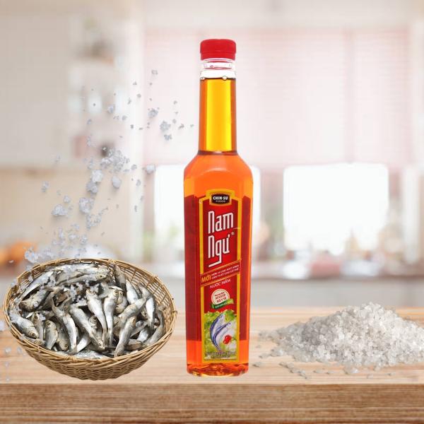 チンスー ヌクマム (魚醤) 500ml, NUOC MAM NAM NGU BE　　24本セット（１箱）　送料無料肉料理・魚料理・春巻き・野菜などにそのままかけるのはもちろん。生春巻きのソースや、エスニックな味付けのスープなど、お料理の調...