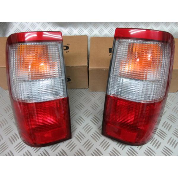 1908.T100. USトヨタ T100 テールランプ pr NEW DEPO製 純正OEM！1993