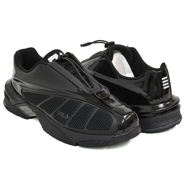 FILA（フィラ） [現価格での販売は12/8 0:00まで]FILA REPLICA 2002