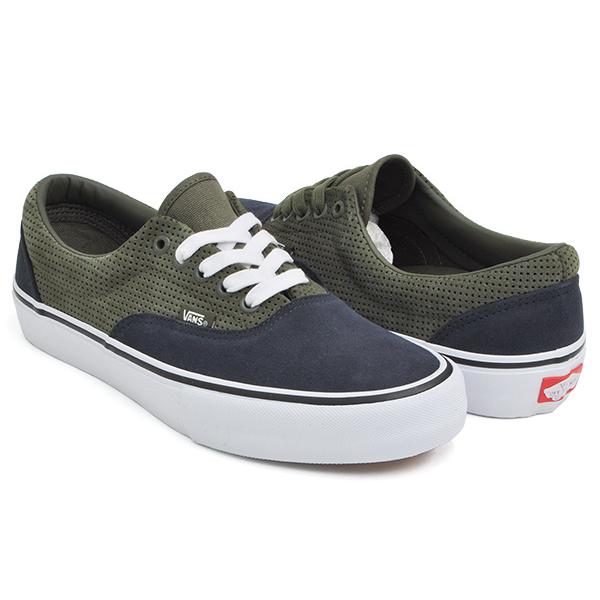 vans anaheim slip on black and white