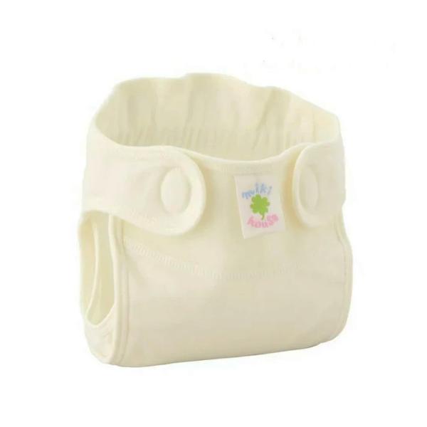 新生児期にはウールニットのおむつカバーがおすすめです。ウールニットタイプは、通気性・放湿性に優れ、夏は涼しく冬暖かい性質を持っています。湿気をためこまないのでむれにくく、一年を通して使える便利なおむつです。腹式呼吸をしている赤ちゃんのおなか...