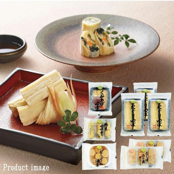 厳選した国産丸大豆を原料に、熟練の技術を持った職人が、手作業で丁寧に一枚一枚ゆばを引き上げています。国産大豆の旨味を凝縮したゆばを丁寧に巻き、自社工場で国産昆布・鰹節から手稲に出汁をとり、しっかりとゆばに含ませました。国産大豆の豆腐に、彩ど...