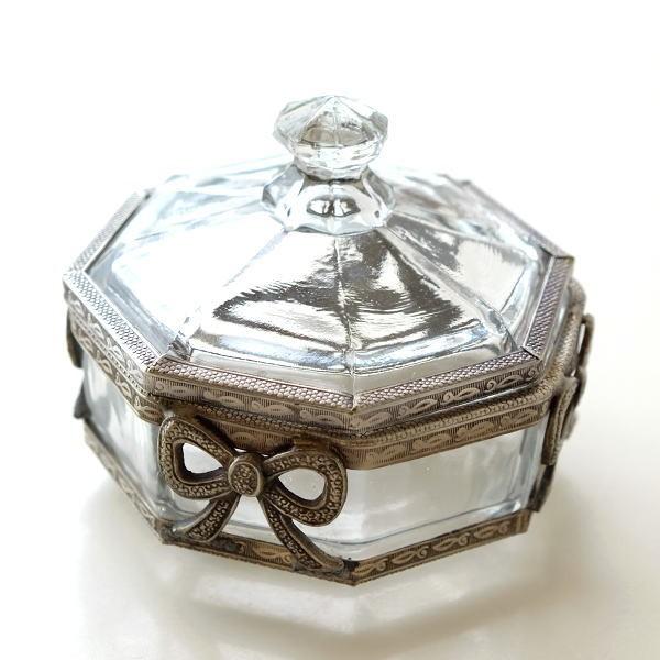小物入れ ガラス ふた付き おしゃれ キャニスター アクセサリーケース ボックス 蓋付き アンティーク クラシック ガラスのエレガントbox B Ebn37 ギギリビング 通販 Yahoo ショッピング
