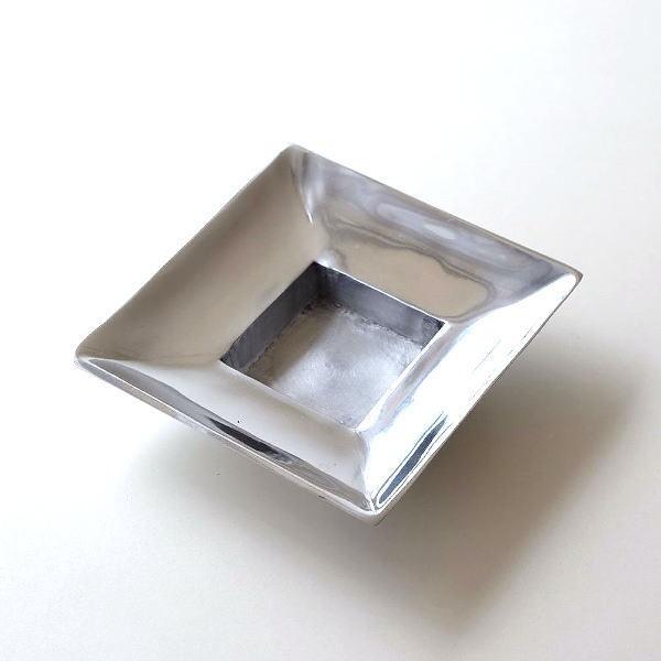 灰皿 おしゃれ アルミ 卓上 インテリア かっこいい シンプル アンティーク風 ヴィンテージ お香立て トレー レトロなアルミの灰皿 27 Gfc9772 ギギリビング 通販 Yahoo ショッピング