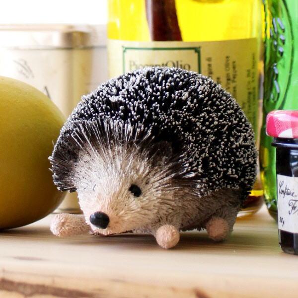 かわいい うさぎ きのこ ハリネズミ アンティーク レトロな置物3個