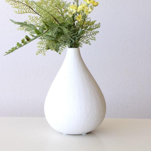 花瓶 花びん フラワーベース おしゃれ 磁器 花器 花入れ ホワイト 白 ナチュラル シンプル 雑貨 かわいい 磁器のフラワーベース パフィ