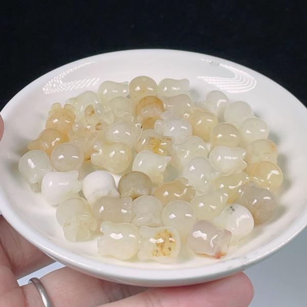 天然石専門　業界最低価格を目指す！　============【Instagram ID：gimi.chao】ライブ配信あり、新商品＆キャンペーン投稿あり============天然石の特性として、多少のキズや色、形、サイズ等の違い、インクル...