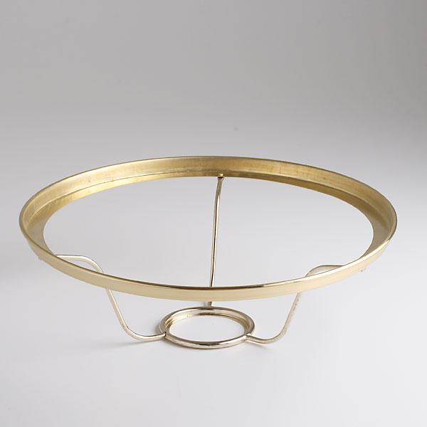 アラジンオイルランプ用の真鍮製ガラスセード受けです。米国製アラジンマントルランプ社製のテーブルオイルランプ用です。バーナーと油壺（カラー）の間に装着します。弊社のすべてのアラジンランプに装着可能です。