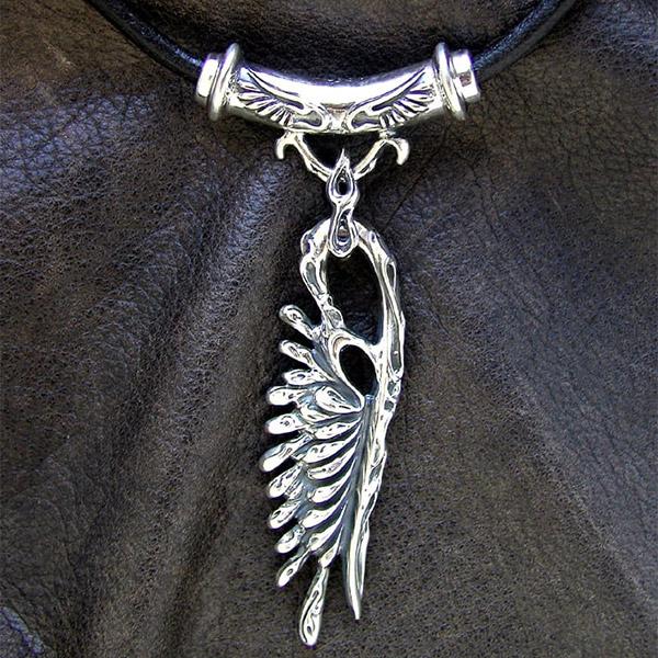 Give Me a Wing フレア ウイング 大 パイプ 革紐 仕様 メンズ レザー ネックレス ペンダント 革ひも チョーカー シルバー  シルバー925 革 翼 羽
