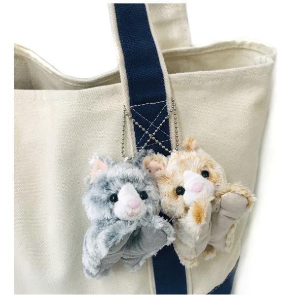 プレミアムキティコレクションにボールチェーン付きのミニサイズのねこちゃんたちが仲間入りしました！お腹がクリーナー生地で出来ているので、この子をそばにおいておけば汚れたスマホやパソコンの画面もササッときれいにできちゃいます。ミニサイズキティは...