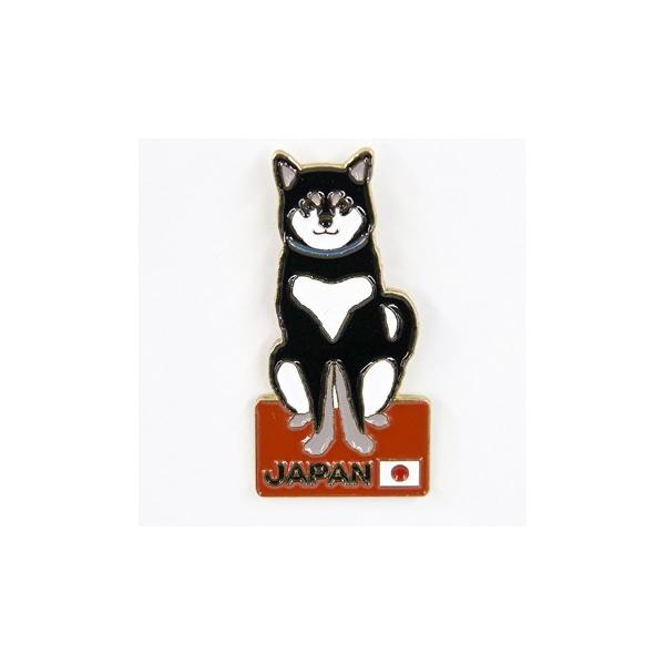 ☆メール便　9個までOK☆可愛いくろやなぎさんのピンバッジ!!お散歩バッグや帽子などに沢山つけても可愛いです♪犬好きさんへのプレゼントにもおススメ!!サイズ：約4.4×2.2cm素材：真鍮※数種類のバッジを使用した画像は、サンプル画像です。...