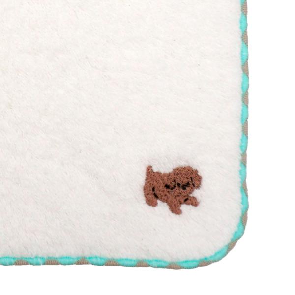 やわらかいパイル地のタオルハンカチ!!ワンポイント刺繍は、目立ちすぎず大人可愛いワンポイント刺繍タオルです。少し小さめでなのでたたんでもポケットに入れやすいサイズで。Size：約22×22cm日本製注意事項※モニターにより、色の見え方が実際...