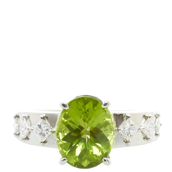 タサキ K18WG ホワイトゴールド ペリドット4.18ct ダイヤ0.48ct リング 