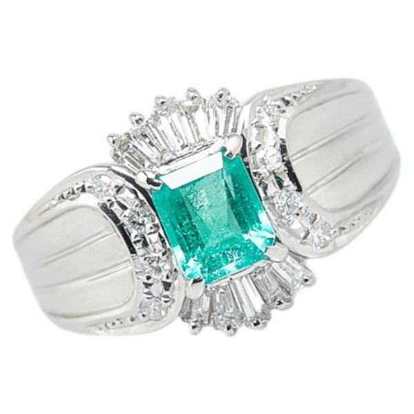 Pt900 プラチナ エメラルド0.60ct ダイヤ0.39ct リング 指輪 
