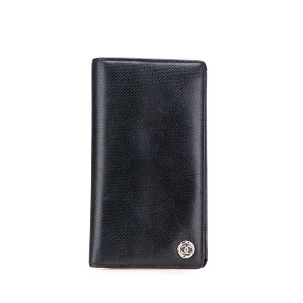 CHANEL　ココボタン　アイボリー　長財布 ✨CHANEL✨シャネル 二つ折り長財布 本革 ココボタン Wホック ピンク