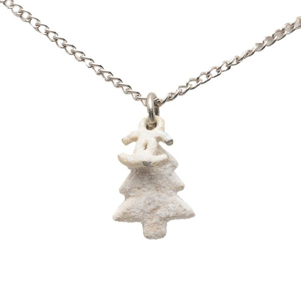 T*P様 CHANEL ロゴペンダントネックレス シルバー/ホワイト CHANEL（シャネル） ココマーク クリスマスツリー モチーフ ネックレス
