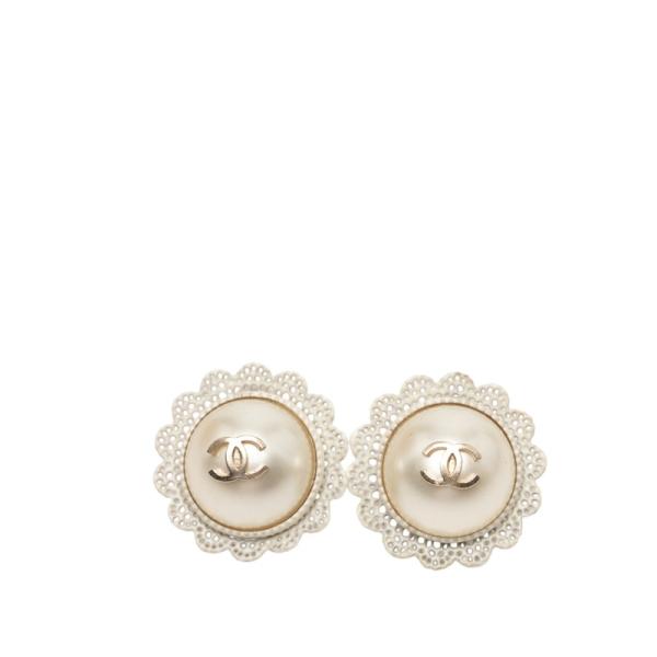 超美品♡CHANELシャネル ピアス　ココマーク シルバー　レディース　フラワー CHANEL（シャネル） ココマーク フラワーモチーフ ラウンド スタッズ