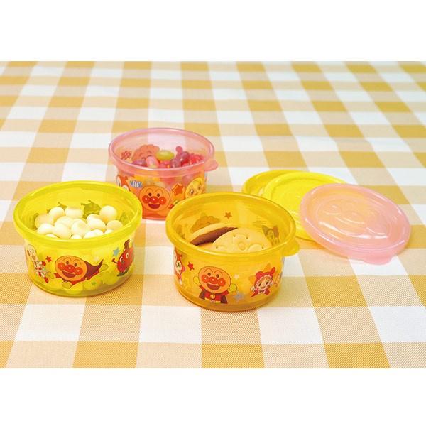 アンパンマン おやつケース ライトコンテナ丸 小 保存容器 3個セット レック Kk 261an キッズ ベビー 容器 コンテナタイプ お菓子入れ ベビー用 お菓子ケース Buyee Buyee Japanese Proxy Service Buy From Japan Bot Online