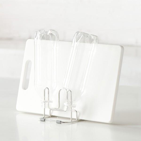 まな板 スタンド レック Riffle コンパクト Kk 091 ペットボトルもかけられる まな板置き まな板ラック まな板立て カッティングボード まな板収納 Th Zakka Green 通販 Yahoo ショッピング