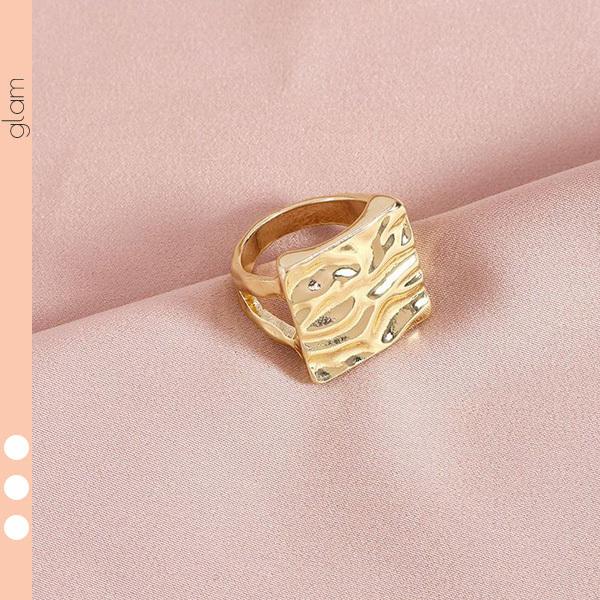 ウェーブ ゴールドリング 指輪 重ねつけ 上品 女性 お洒落 二次会 パーティ 結婚式 秋 冬 韓国 個性的 プチプラ人気 キレイめ 大人 R50 アクセサリー レディース通販glam 通販 Yahoo ショッピング
