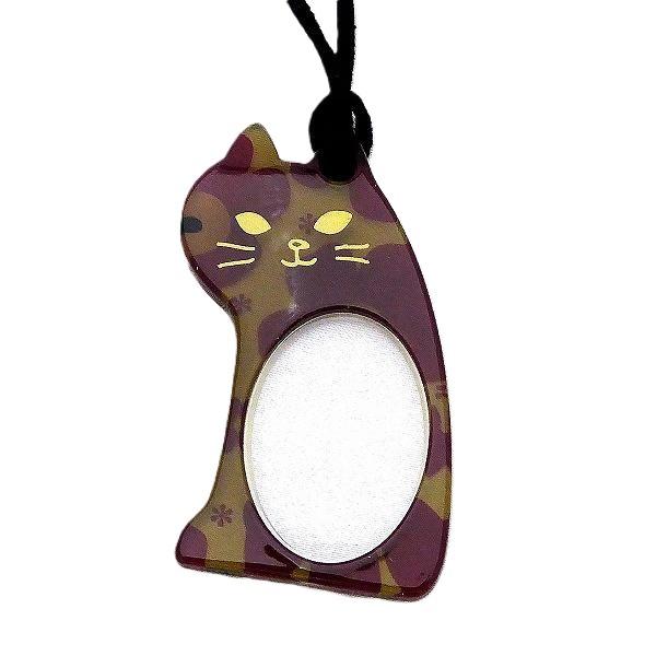 可愛らしい猫モチーフのペンダントルーペです。裏面も花柄でかわいい♪★商品説明★[商品名] ルーペ座ニャン[サイズ] 本体サイズ(約)タテ66×ヨコ43mmレンズ径(約)タテ35×ヨコ25mm[倍　率] 1.75倍[素　材] 本体/ポリカーボ...