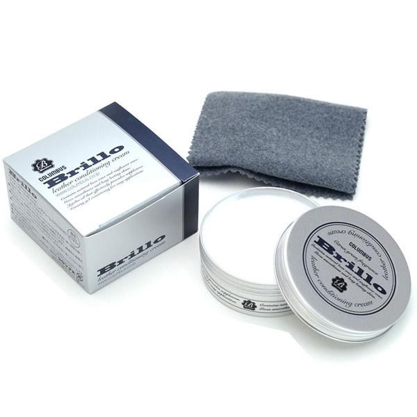 プルプルとしたジェル状クリームで皮革をケア。シトラスグリーンの香りが心地よい、べたつかない皮革用クリームです。革製品の保護、ツヤ出し(防カビ剤配合)無色タイプなのでどんな色にも使用でき、靴だけでなくお財布やハンドバッグ、レザーウェアにもお使...