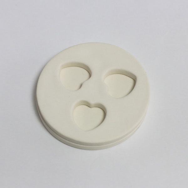 グラスジュエル　棚板　16×16ミリハートジュエル用必ず離型剤を塗ってご利用ください。※商品によってはお届けにお時間をいただくこともございます。その際はご連絡させていただきます。