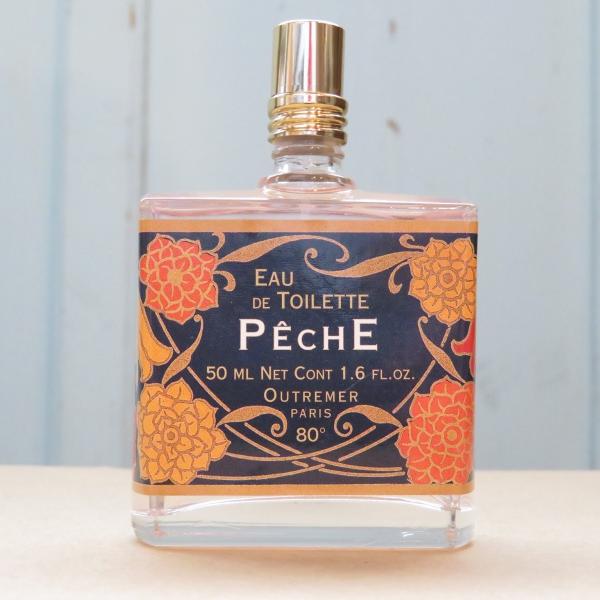 L'AromarineL'Aromarineアロマリン社は1979年Mr.Alain Leport(アラン・ルポルト)によってパリに設立されました。パリ市内に工場を持ち、グラース産の香料を使っています。フランスならではのクラシカルなデザイン...