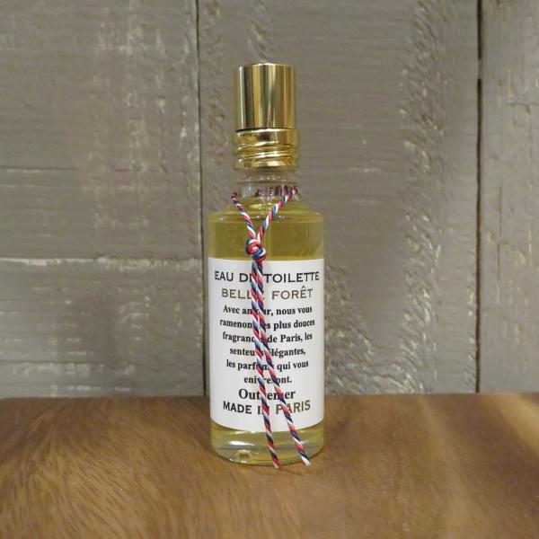 L'AromarineMade in PARISアロマリン社は、1979年Mr.Alain Port(アラン・ル・ポルト)によってパリに設立されました。彼はフランス語の香料（グラース産）を使用しデザイン・商品ともに今までにない装いの商品開発...