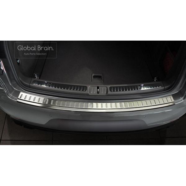globalbrain_por-macan-rear-pro