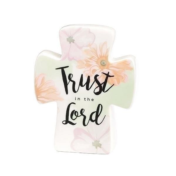 ポーセリンで出来た十字架型のオルゴールです♪正面には、パステル調のフローラル柄とみ言葉が記されています！"Trust in the Lord"　「主に信頼せよ」☆オルゴールの一部に不具合があります為、特別ご奉仕価格とさせて頂いております。サ...