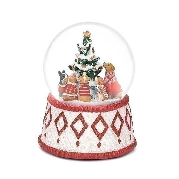 雪が積ったクリスマスツリーを囲んで見上げるワンちゃん達のスノードームです！土台には手編みの毛糸のような模様がエンボス加工されています♪サイズ(cm)：　高さ17.5X直径12材質：　レジン、ガラス、メタルオルゴール曲： もみの木