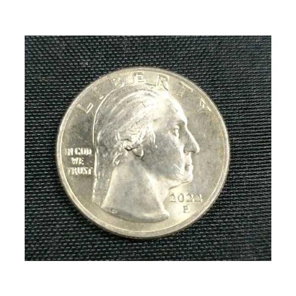2022年Pミント アンナ・メイ・ウォン 25セント硬貨、「I」と「T」の文字に軽度のプレスによるエラーあり（写真参照）