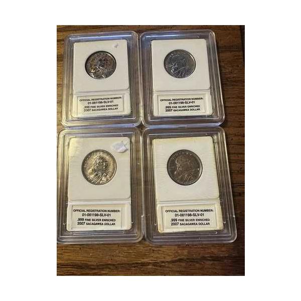 2007年発行のサカガウィア・.999純銀強化ドル銀貨4枚