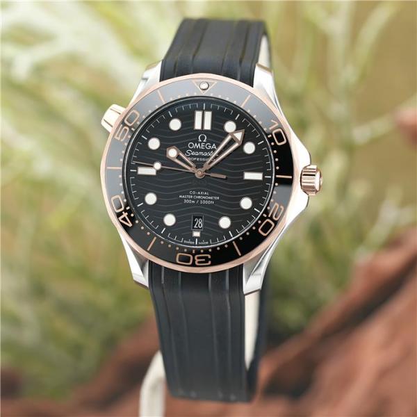 OMEGA（オメガ） ダイバー300M コーアクシャル マスタークロノメーター