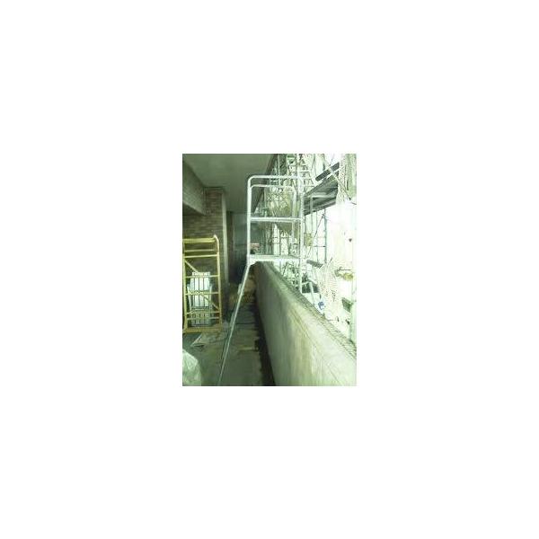足場　安い　送料無料　バルコニータラップ　ベランダ足場　バルコニーステップ　ベランダ安全足場　ベランダステップ　ベランダブリッジ　ベランダはしご