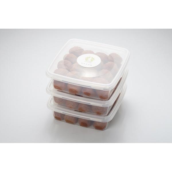 独自の二度漬けで長期間熟成した梅干。単純な甘さではない、旨味を含んだまろやかな甘味で、梅干し本来の塩味・酸味とのバランスがとれた五代庵の自信作です。対応手提げ袋 / NO1 ※手提げ袋は有料となっております。ご入用の場合は下記リンクよりご注...