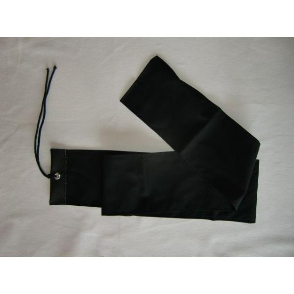 掲揚塔用喪章のため国旗球部分は附属しておりません。生地：カラーブロード地吊紐付寸法：垂れ巾１０ｃｍ×下がり160ｃｍ