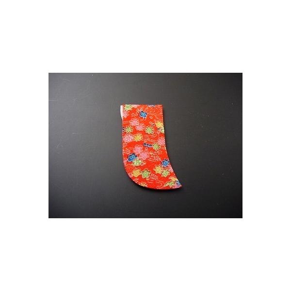 薄型の匂い袋です。３色ありますので、色指定も忘れずにお願いいたします。ある程度の在庫は留意しておりますが、折悪しく売り切れの場合は暫くお待ち戴く場合があります。（当店特注品のため。）一個の価格です。３色セットではありません。本体長さ約96m...